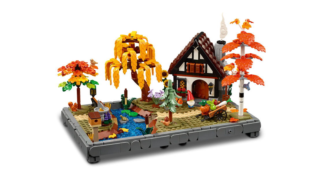 LEGO Icons Autumn Cottage Garden Building Set - 11372