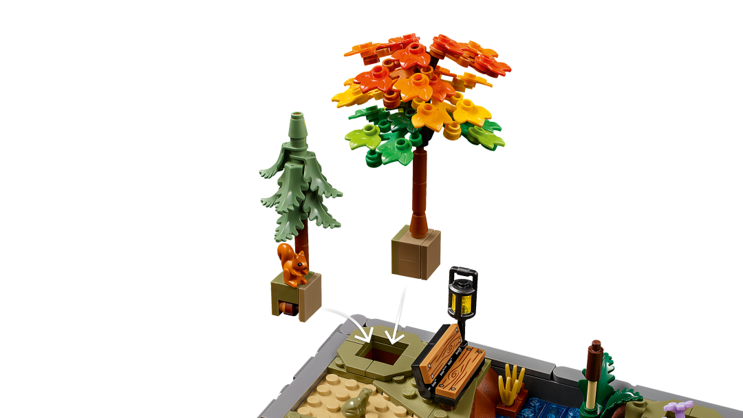 LEGO Icons Autumn Cottage Garden Building Set - 11372