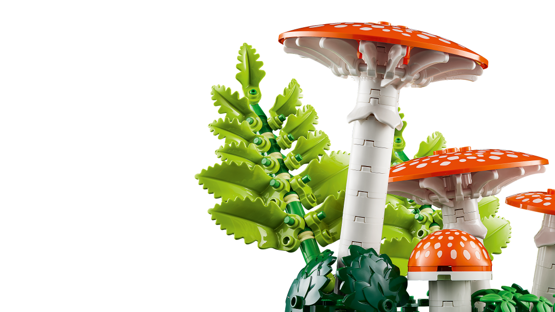 LEGO Botanicals Woodland Mushrooms Building Set - 11505