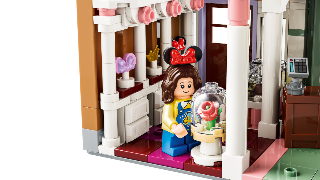 LEGO Disney Main Street, U.S.A. Building Set - 43302