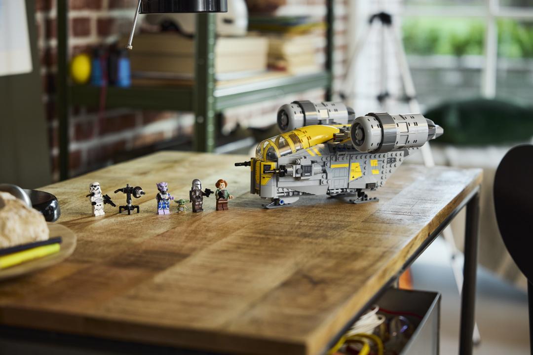 LEGO Star Wars The Razor Crest Building Set - 75447