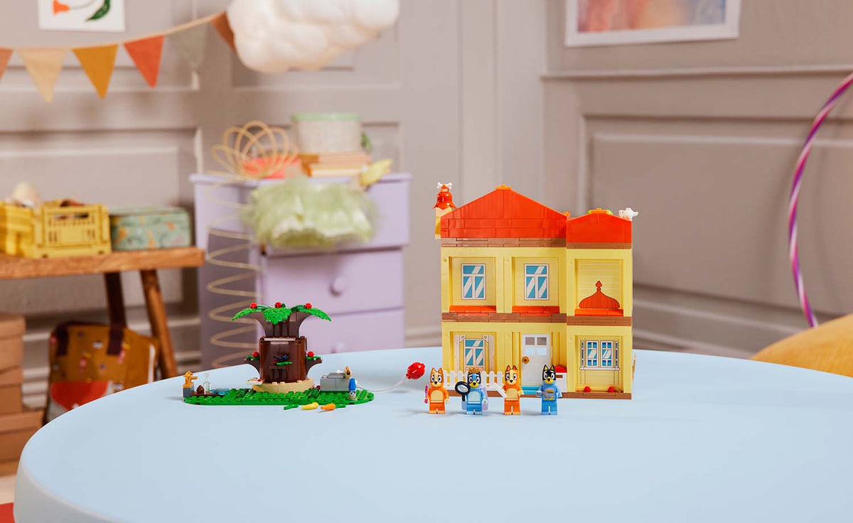 LEGO Bluey's Family House Building Set - 11203