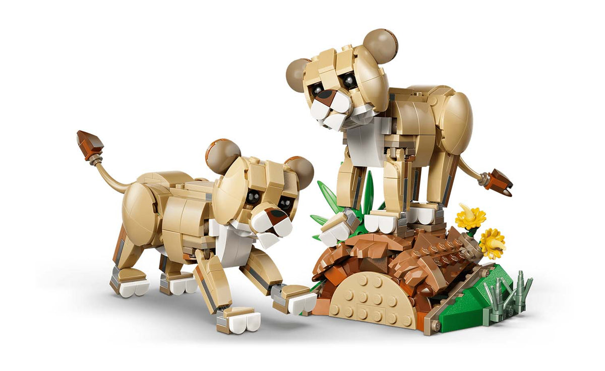 LEGO Creator 3-in-1 Wild Animals: Majestic Lion Building Set - 31386
