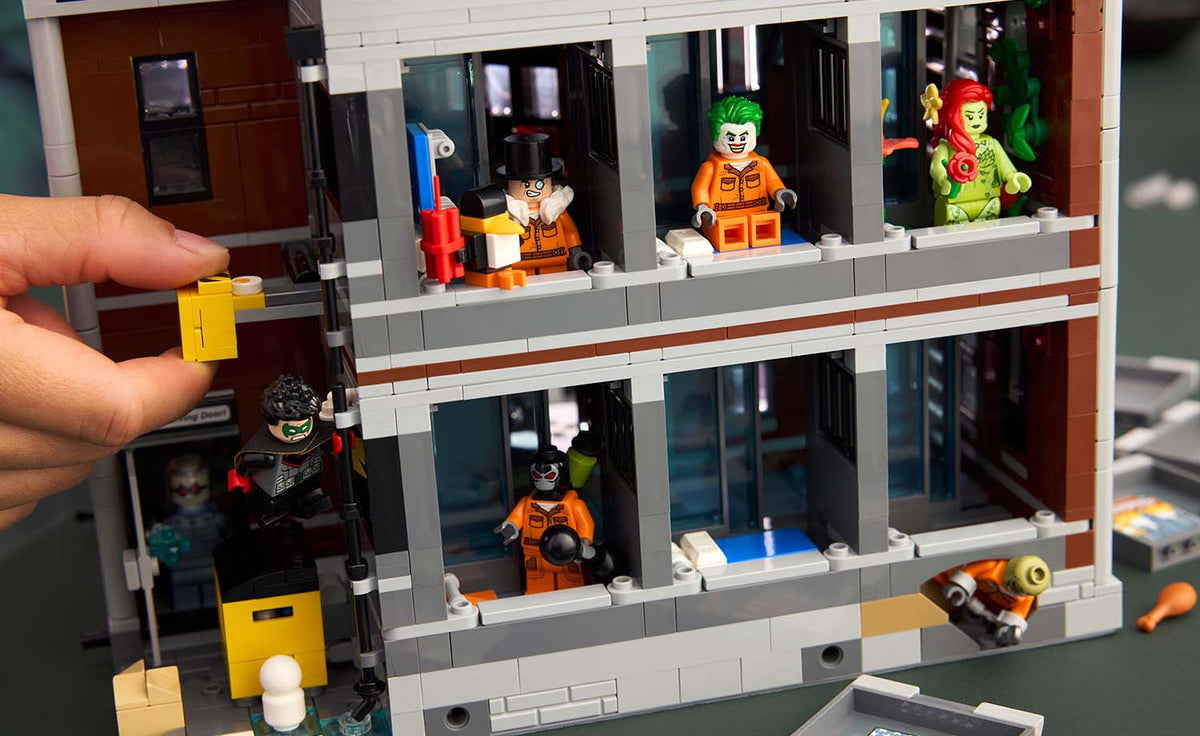 LEGO DC Arkham Asylum Building Set - 76300