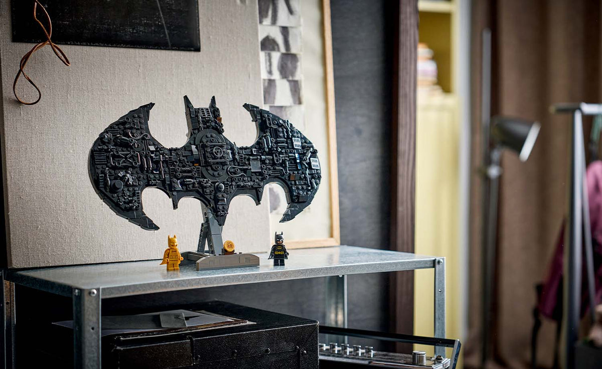 LEGO DC Batman Logo Building Set - 76330