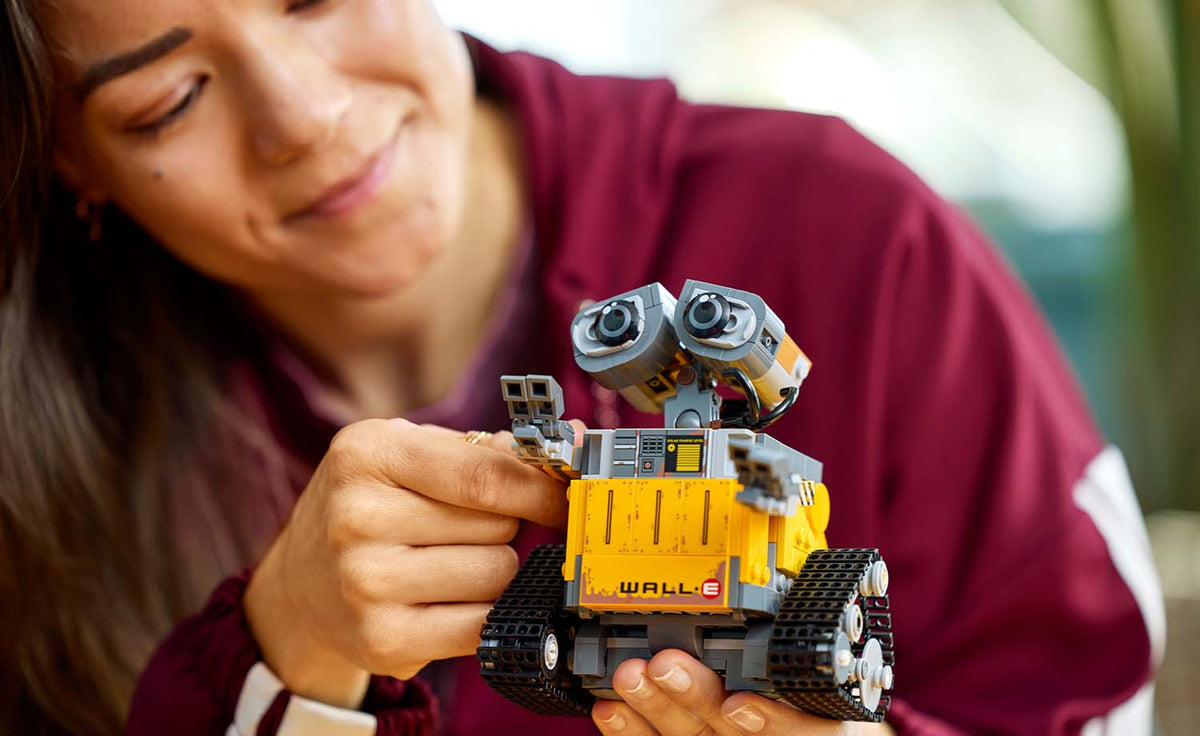 LEGO Disney WALL-E and EVE Building Set - 43279