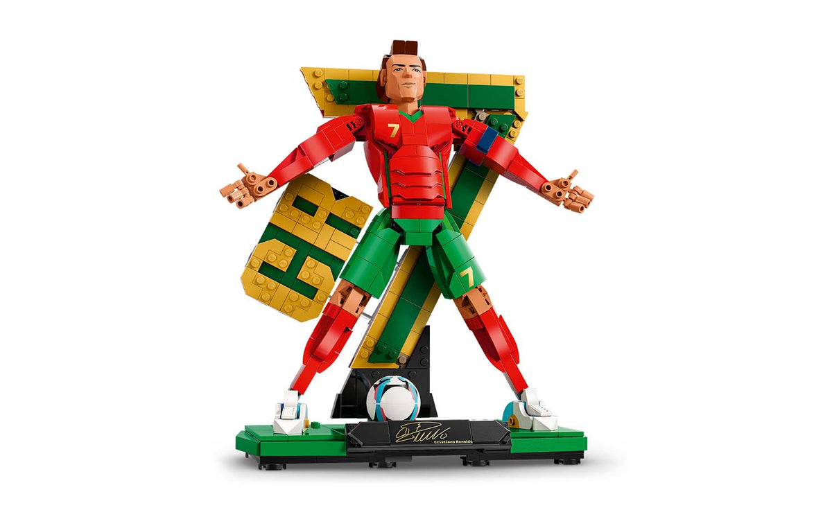 LEGO Editions Cristiano Ronaldo – Soccer Legend Building Set - 43016