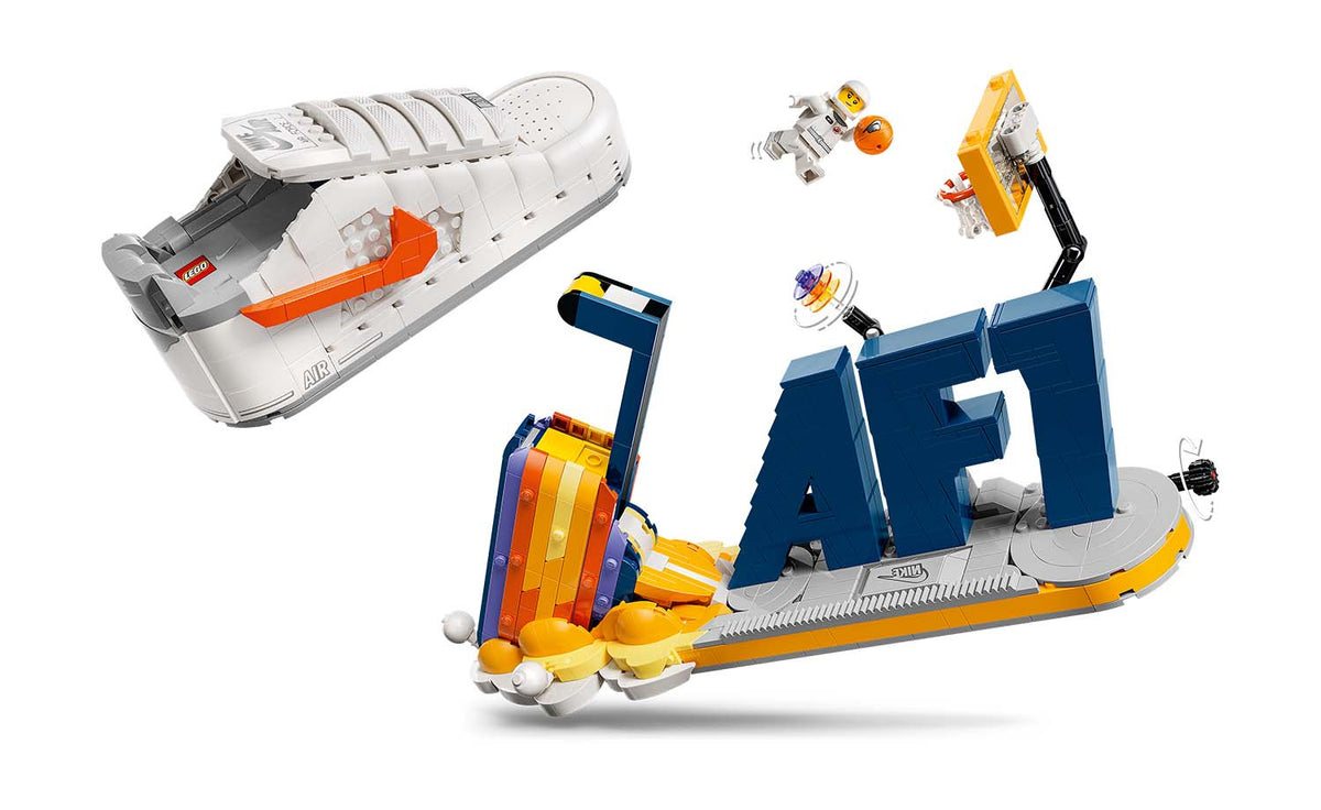 LEGO Editions Nike Air Force 1 x LEGO Set - 43026