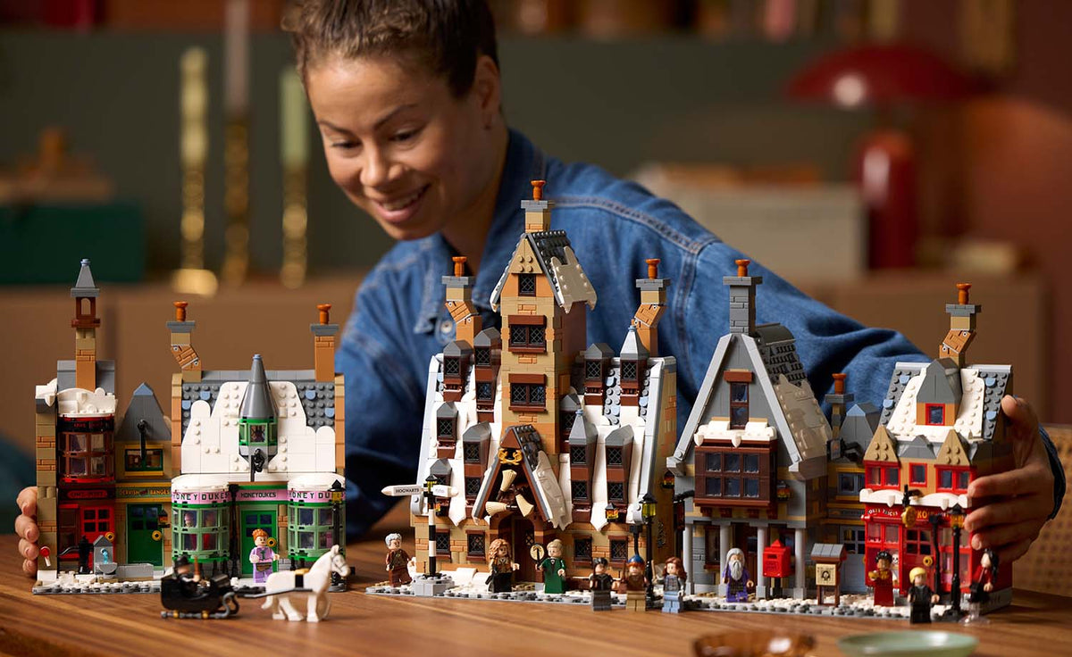 LEGO Harry Potter Hogsmeade Village – Collectors' Edition Building Set - 76457
