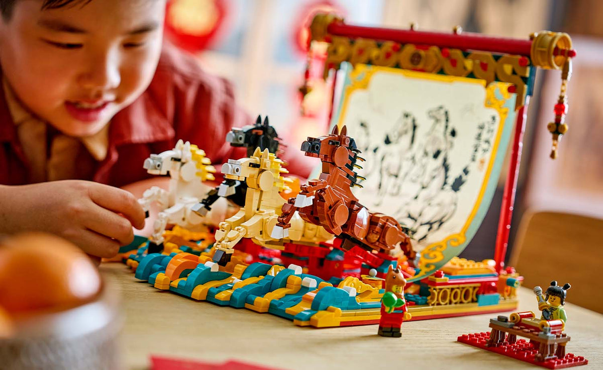 LEGO Iconic Galloping Horses Canvas Building Set - 80119