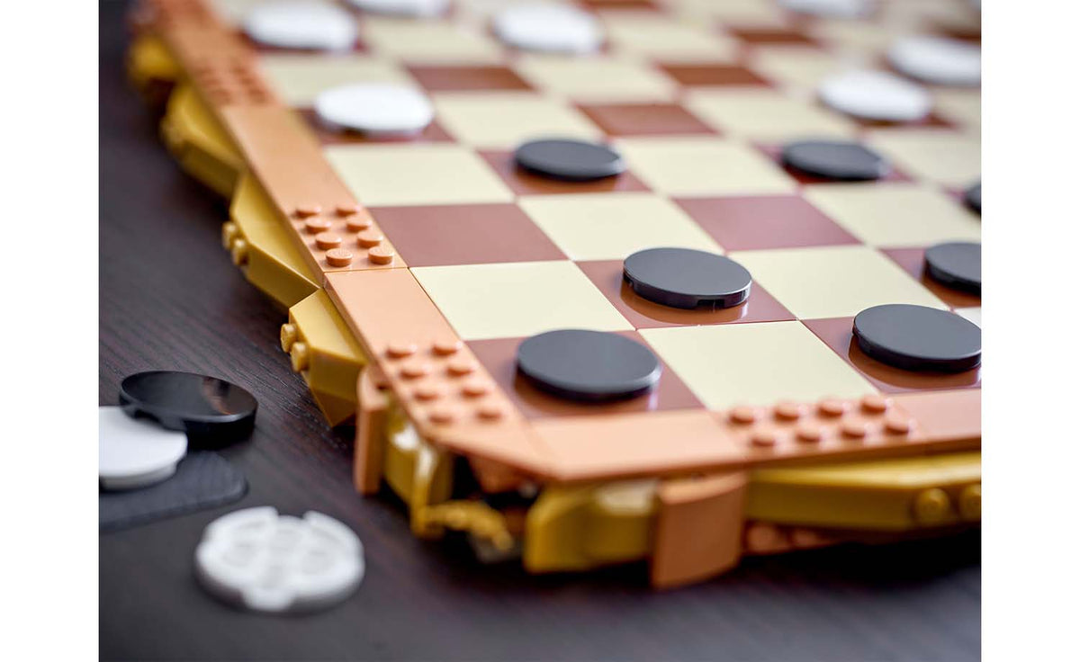 LEGO Iconic Traditional Chess Set - Set 40719