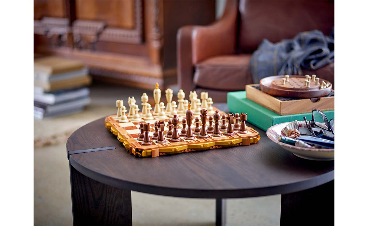 LEGO Iconic Traditional Chess Set - Set 40719