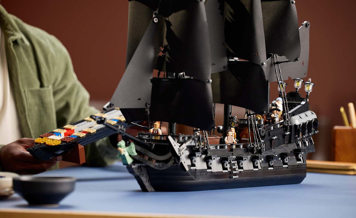 LEGO Icons Captain Jack Sparrow's Pirate Ship Building Set - 10365