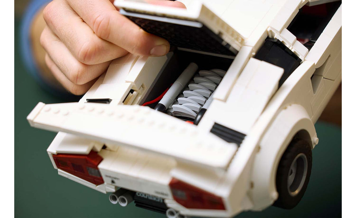 LEGO Icons Lamborghini Countach 5000 Quattrovalvole Building Set - 10337