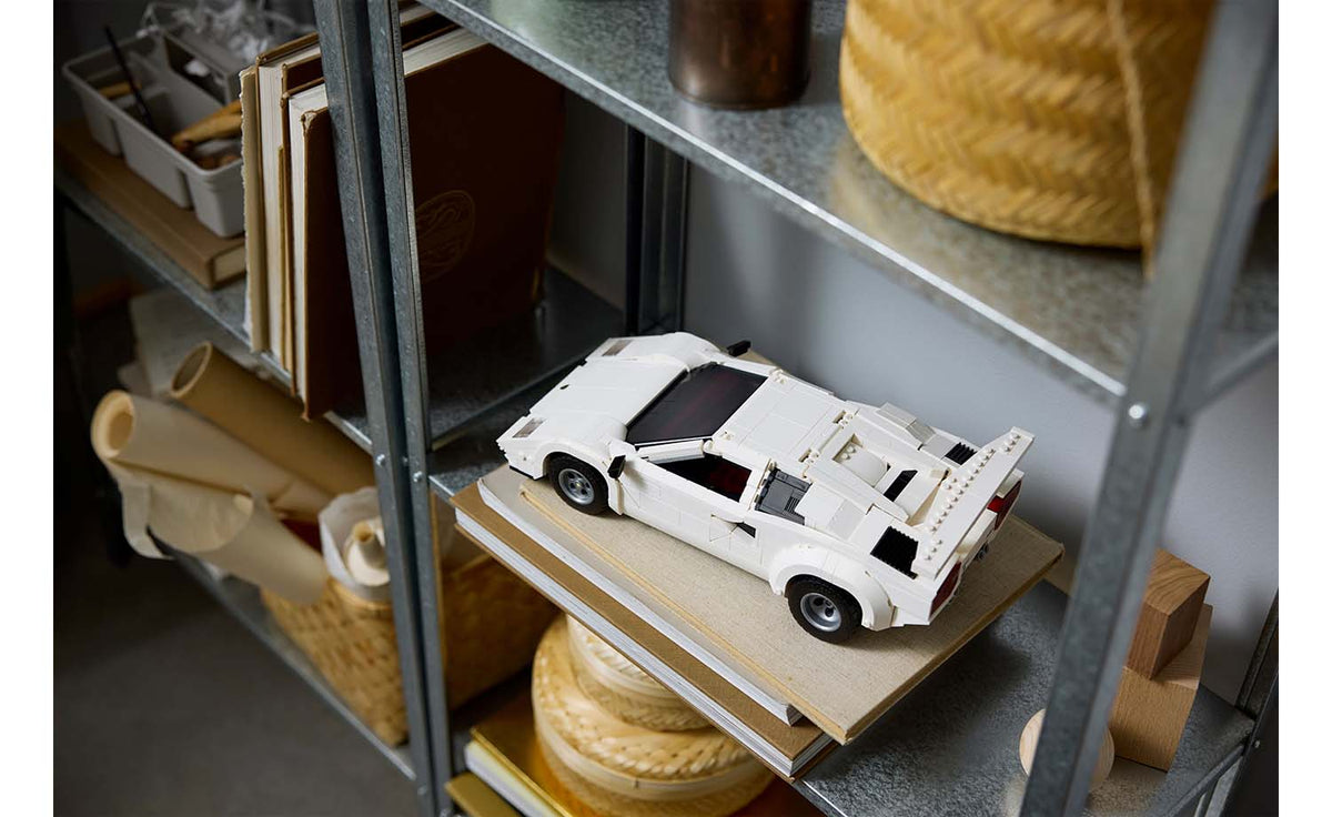 LEGO Icons Lamborghini Countach 5000 Quattrovalvole Building Set - 10337
