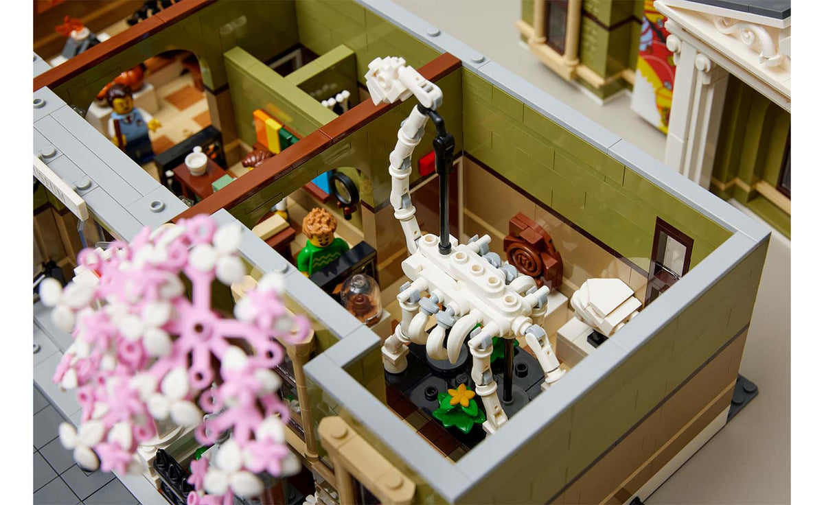 LEGO Icons Natural History Museum Building Set - 10326