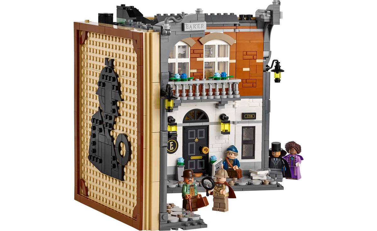 LEGO Icons Sherlock Holmes: Book Nook Display Model - Set 10351