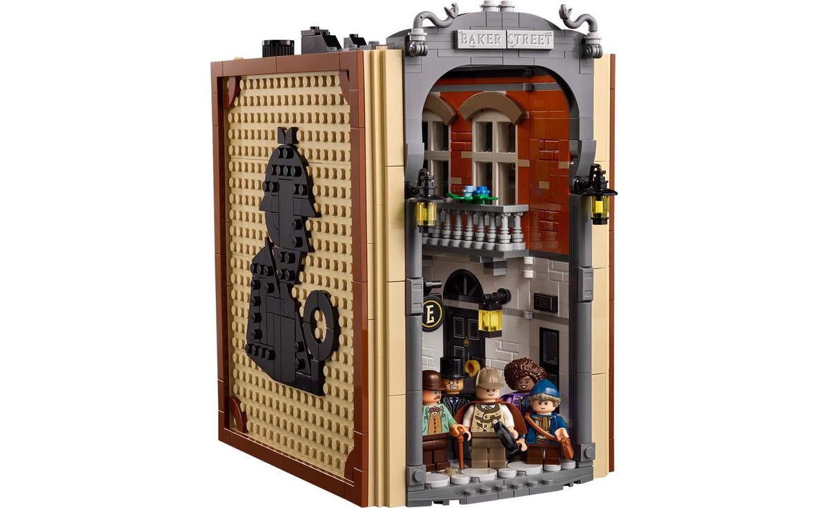 LEGO Icons Sherlock Holmes: Book Nook Display Model - Set 10351