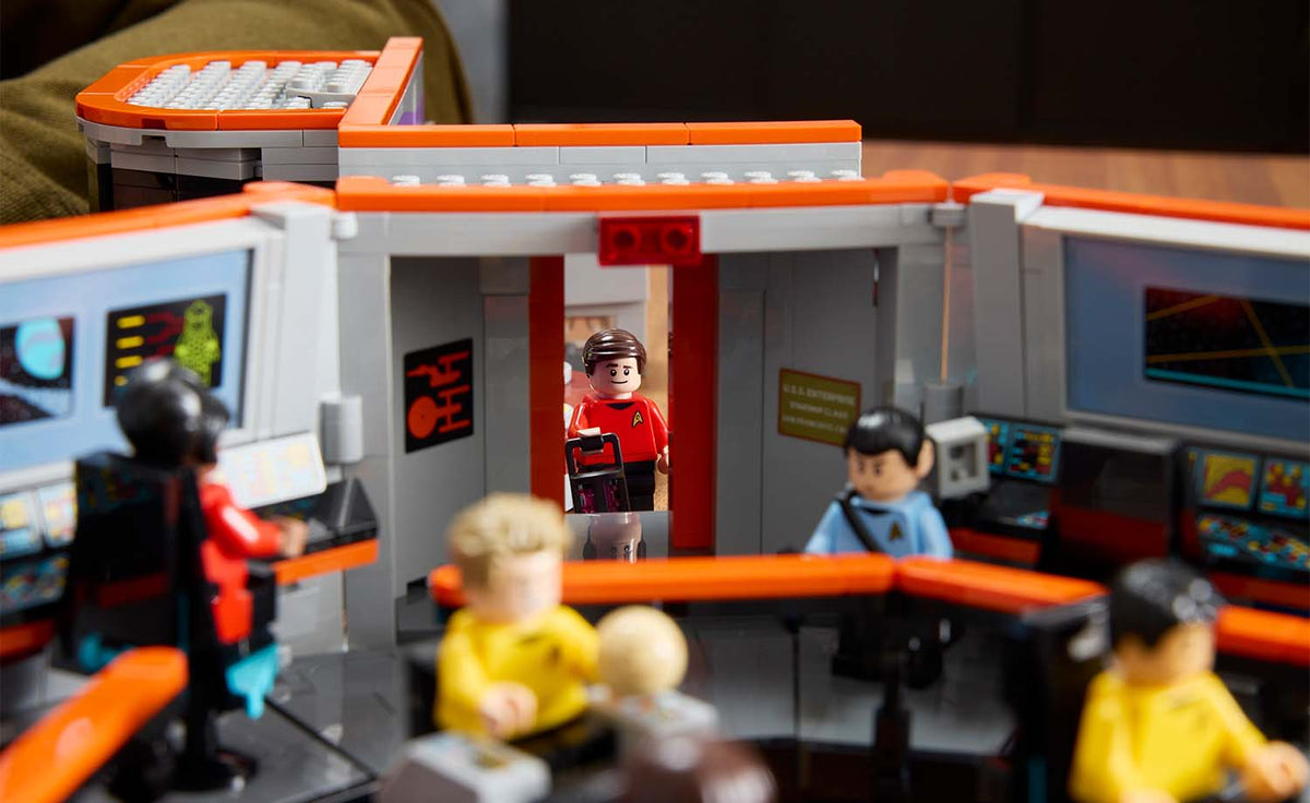 LEGO Icons Star Trek: U.S.S. Enterprise NCC-1701 Bridge Building Set - 11385