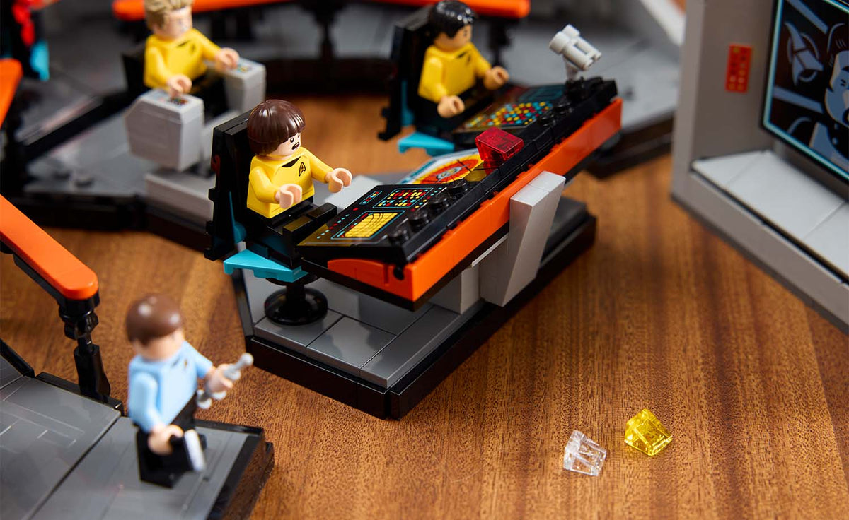 LEGO Icons Star Trek: U.S.S. Enterprise NCC-1701 Bridge Building Set - 11385