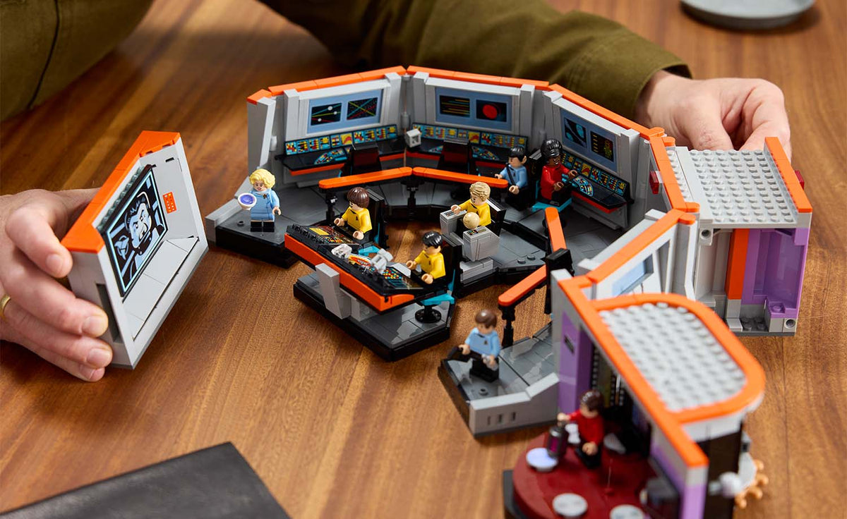 LEGO Icons Star Trek: U.S.S. Enterprise NCC-1701 Bridge Building Set - 11385