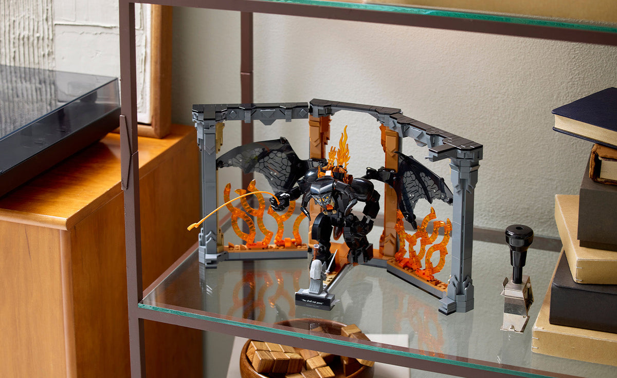 LEGO Icons The Lord of the Rings: Balrog Book Nook Display Model - Set 10367