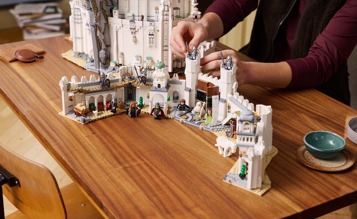 LEGO Icons The Lord of the Rings: Minas Tirith Building Set - 11377
