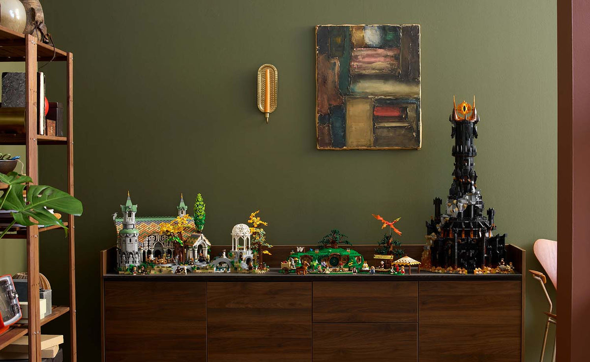 LEGO Icons The Lord of the Rings: The Shire Building Set - 10354