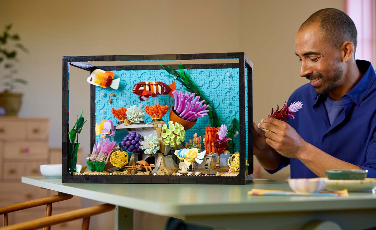 LEGO Icons Tropical Aquarium Building Set - 10366