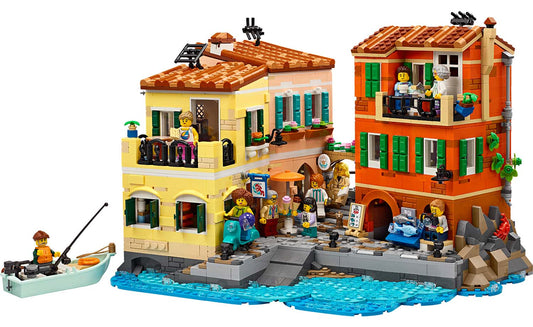 LEGO Ideas Italian Riviera Display Model - Set 21359