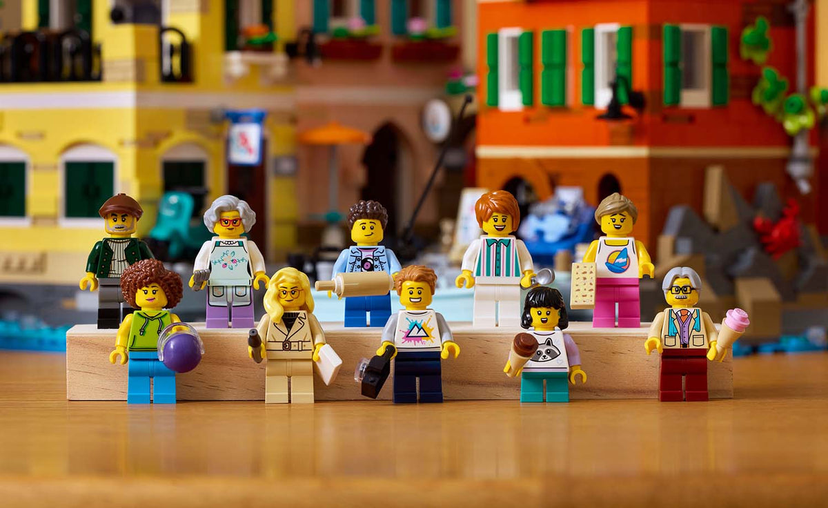 LEGO Ideas Italian Riviera Display Model - Set 21359
