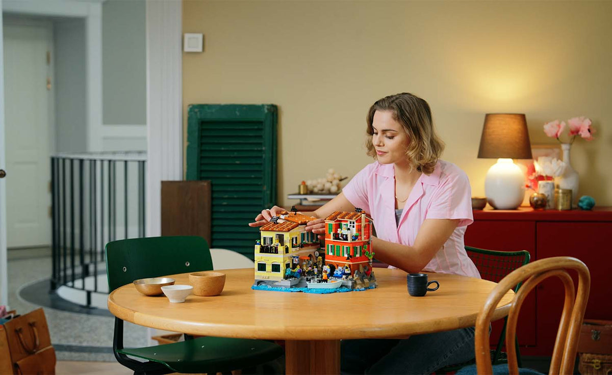 LEGO Ideas Italian Riviera Display Model - Set 21359