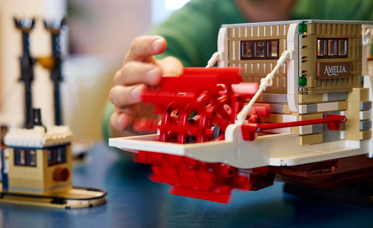 LEGO Ideas River Steamboat Display Model - Set 21356