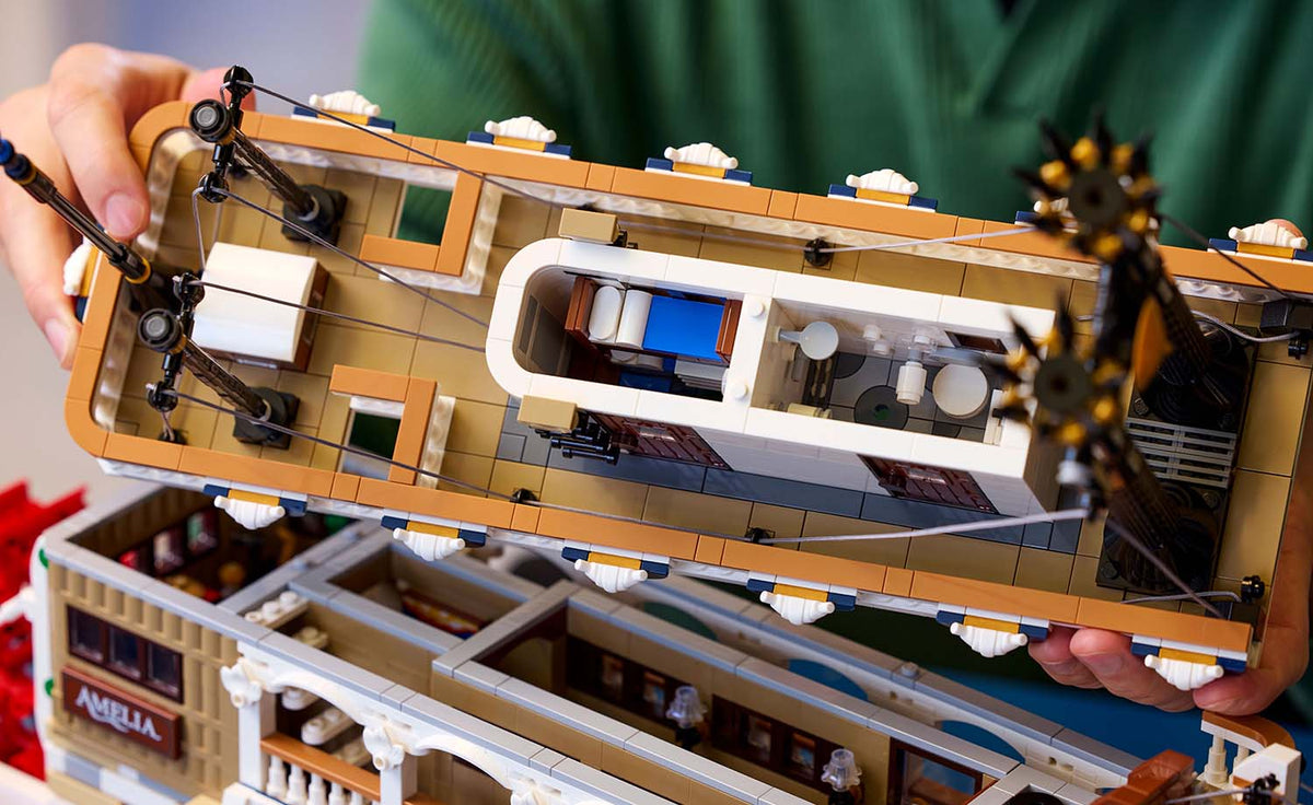 LEGO Ideas River Steamboat Display Model - Set 21356