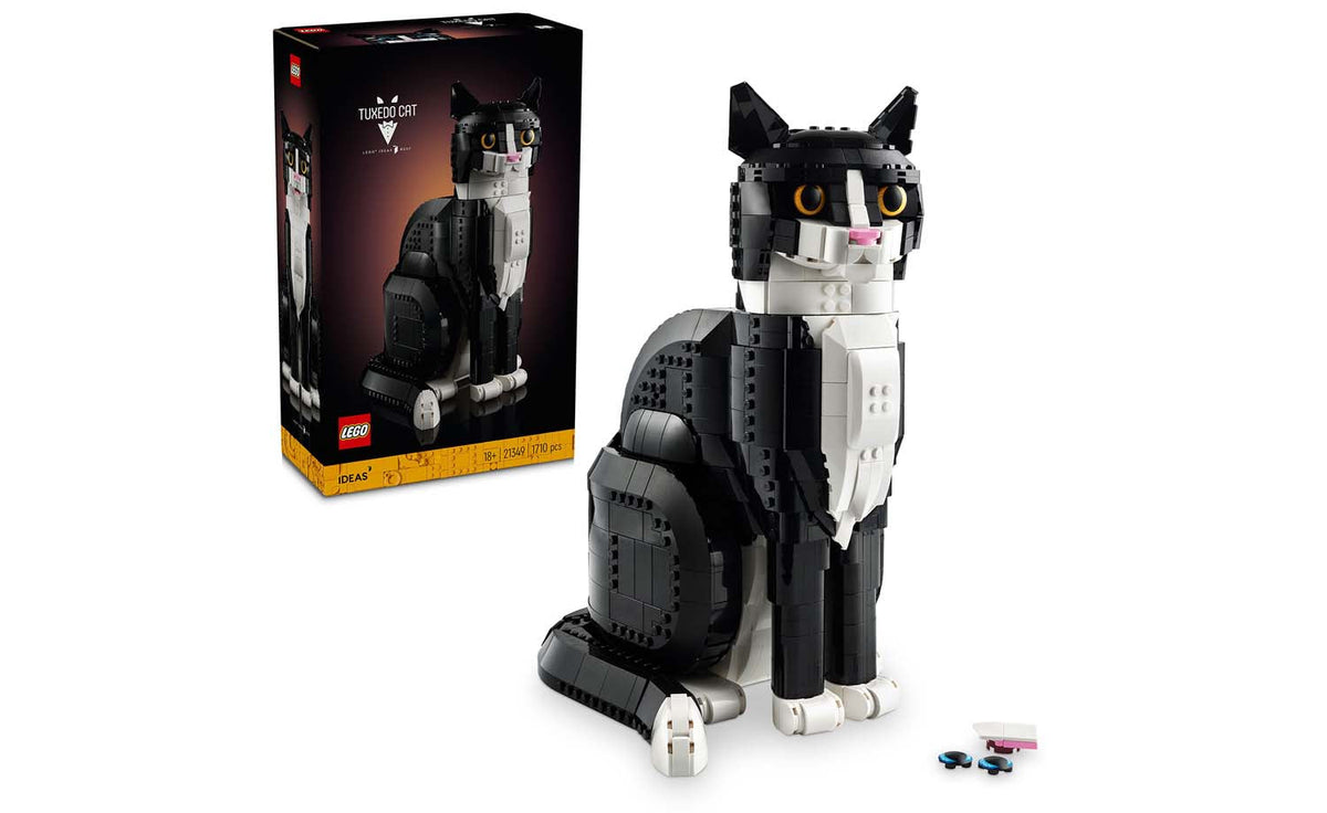 LEGO Ideas Tuxedo Cat Display Model - Set 21349