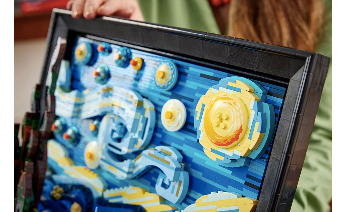 LEGO Ideas Vincent van Gogh - The Starry Night Display Model - Set 21333