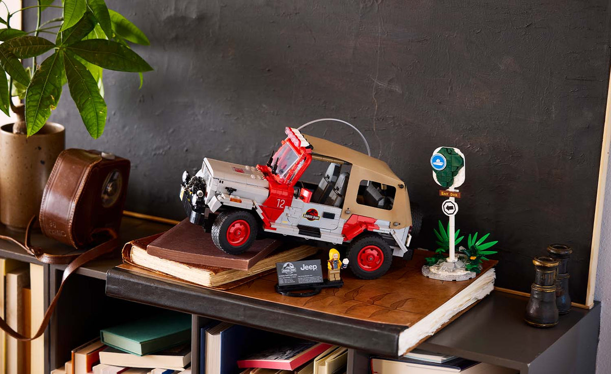 LEGO Jurassic World Jurassic Park Jeep Wrangler Building Set - 77984