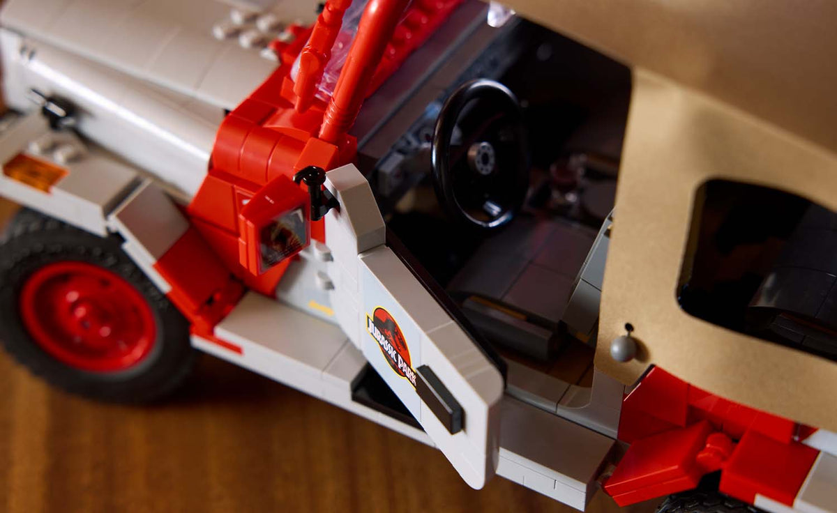 LEGO Jurassic World Jurassic Park Jeep Wrangler Building Set - 77984