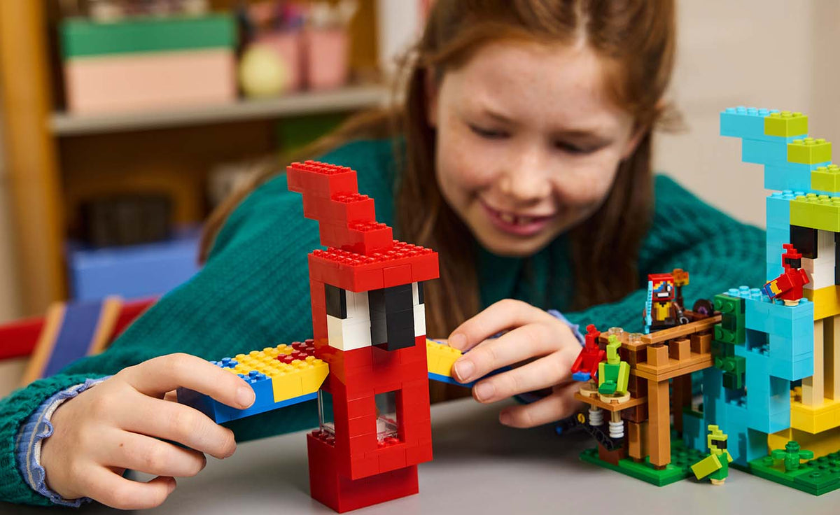 LEGO Minecraft The Parrot Houses Building Set - 21282