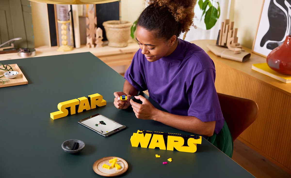 LEGO Star Wars Brick-Built Star Wars Logo Display Model - Set 75407