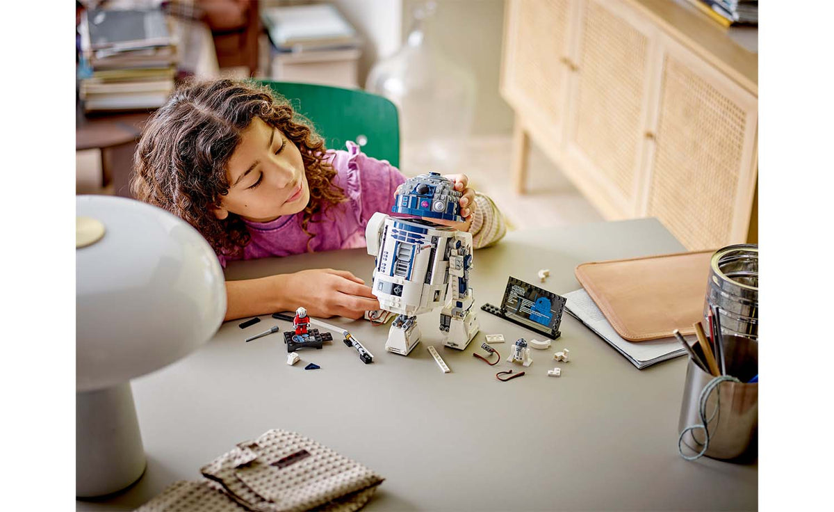 LEGO Star Wars R2-D2 Building Set - 75379