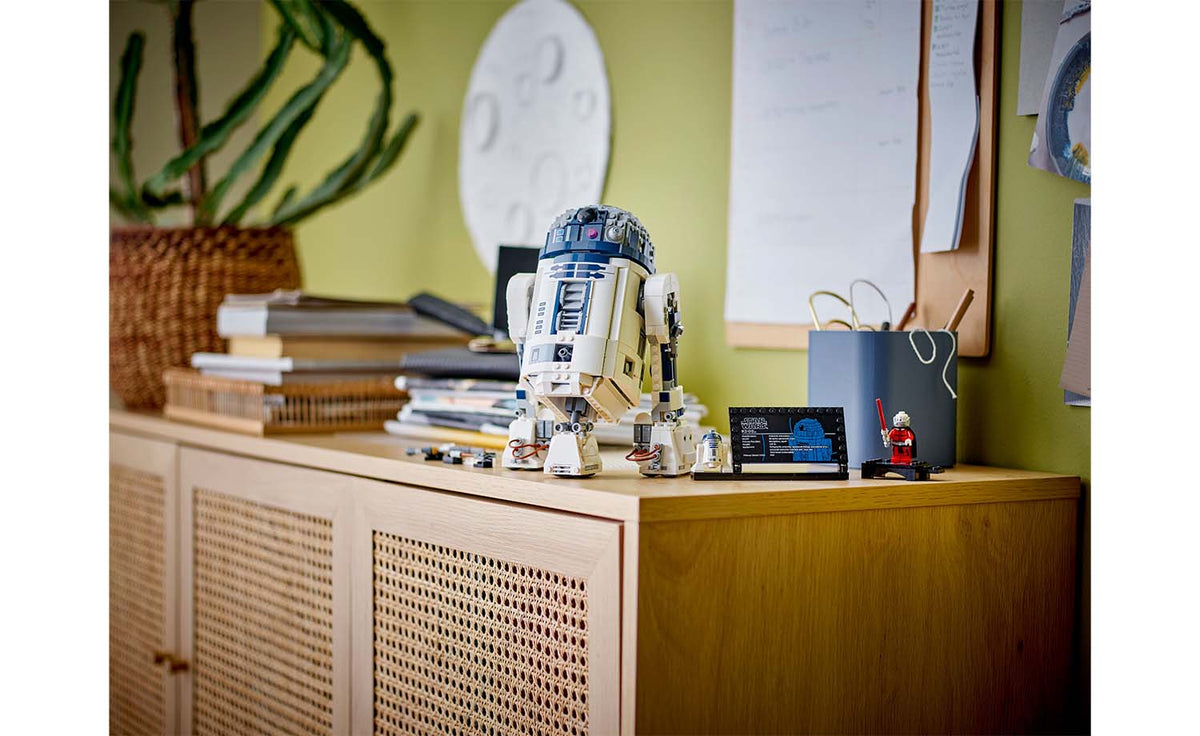 LEGO Star Wars R2-D2 Building Set - 75379