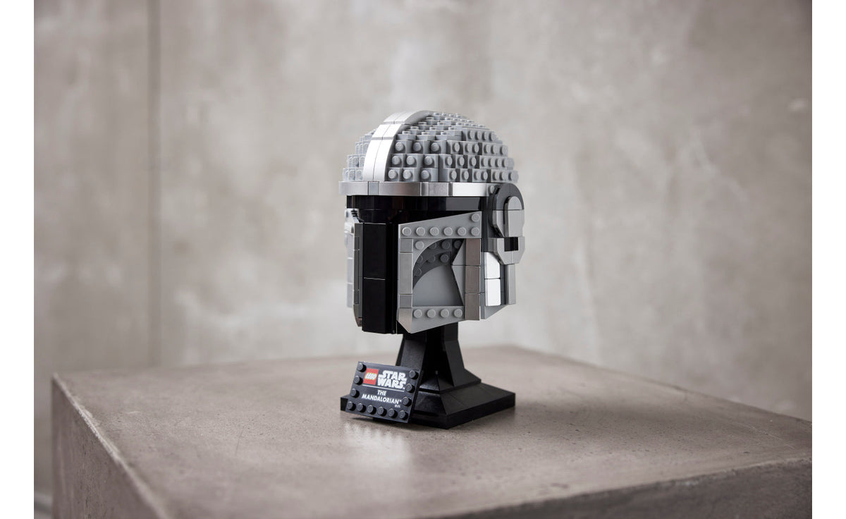 LEGO Star Wars The Mandalorian Helmet Building Set - 75328