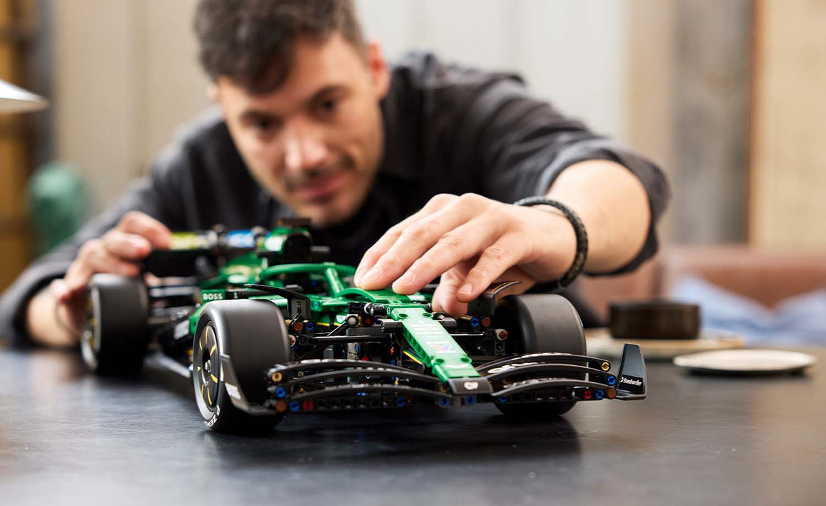 LEGO Technic Aston Martin Aramco AMR25 F1 Car Building Set - 42240