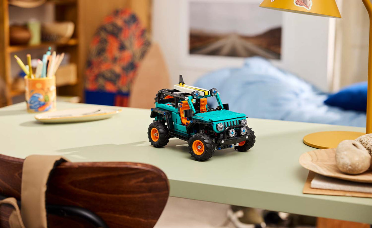 LEGO Technic Jeep Wrangler Rubicon SUV Building Set - 42227