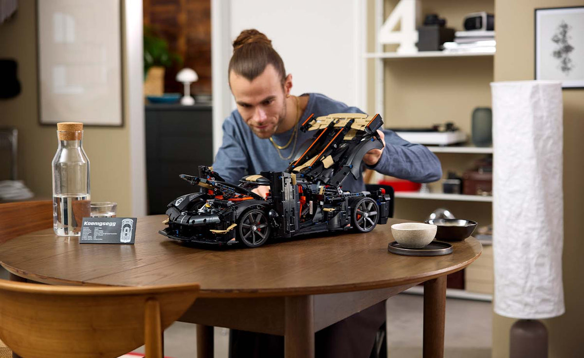LEGO Technic Koenigsegg Sadair's Spear Megacar Building Set - 42232
