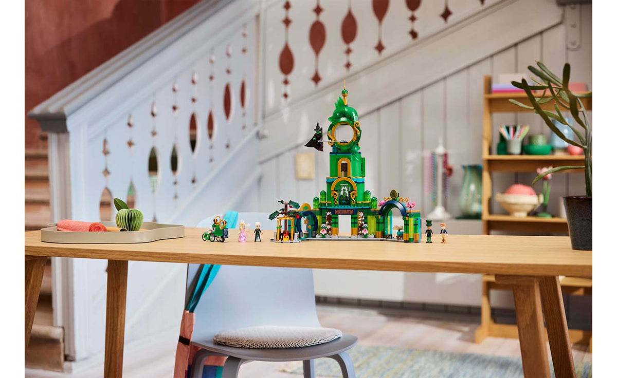 LEGO Wicked Welcome to Emerald City Building Set - 75684